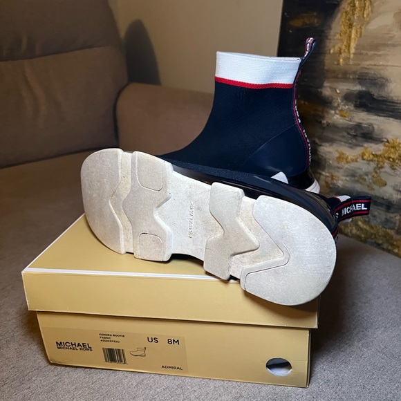 Michael Kors Sneakers - Picture 4 of 4